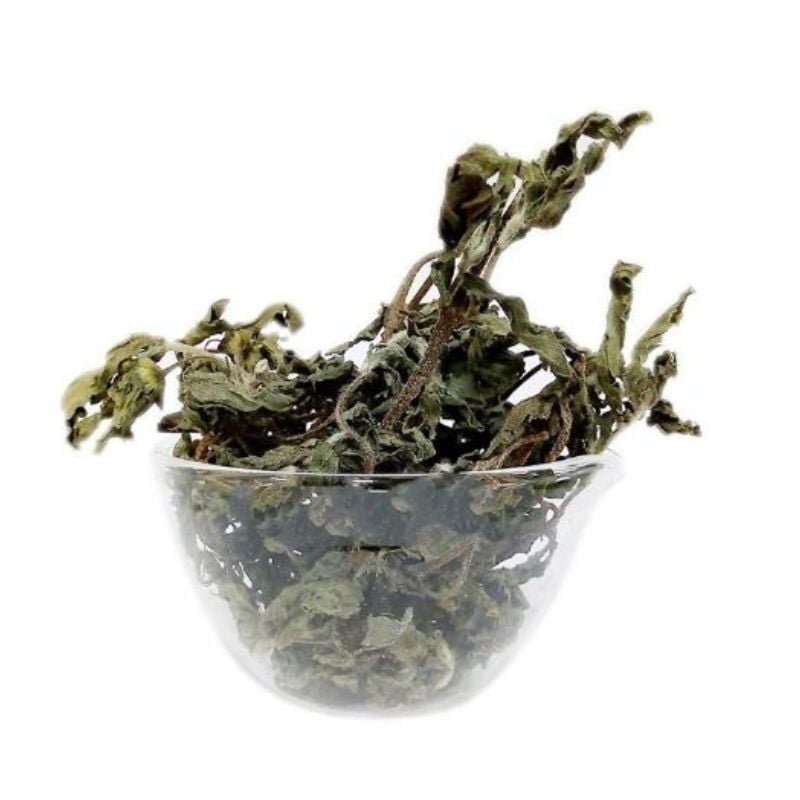 Karisalanganni Dried Leaves/ False Daicy Dried (Raw) Karisalanganni Dried Leaves/ False Daicy Dried (Raw)